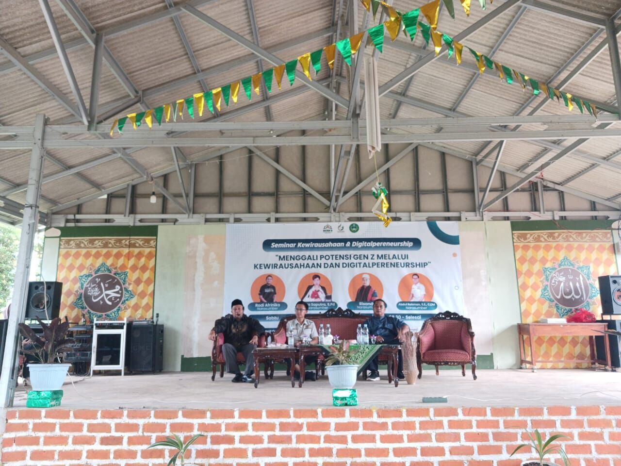 Mahasiswa HKI IAIN SAS Babel Gelar Seminar Kewirausahaan dan Digitalpreneurship