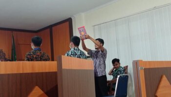Mahasiswa PKL HKI IAIN SAS Babel Gelar Praktik Peradilan Semu di Pengadilan Agama Sungailiat